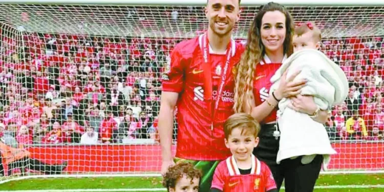 قبل القمة المرتقبة «فيريرا» يجهز القوة الضاربة