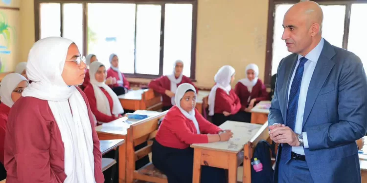 وزير التعليم: الالتزام بالتقييمات الأسبوعية والحضور.. ومنع الكثافات بالفصول 1 - جريدة الجمهورية قمة الكبار.. الأهلى والزمالك يخطفان الأنظار.. اليوم