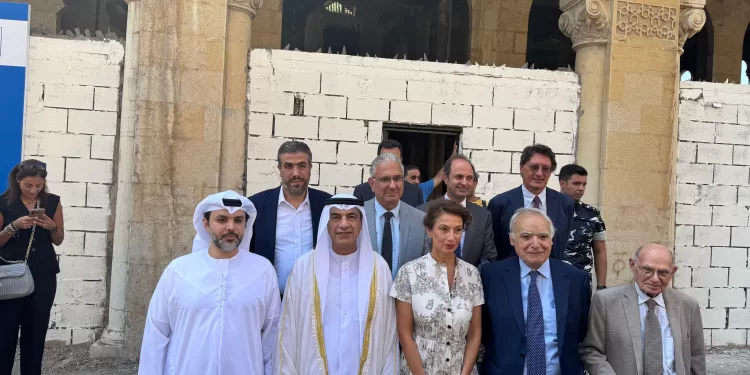 حاكم الشارقة يدعم إعادة تأهيل مسرح “بيروت الكبير”.. والعويس: حاكم الشارقة يحرص على إطلاق المبادرات الثقافية