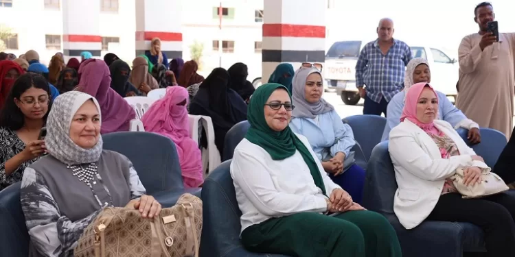 أمل عمار: تمكين المرأة أولوية وطنية.. ونعمل على توفير فرص عمل وتعليم بحلايب