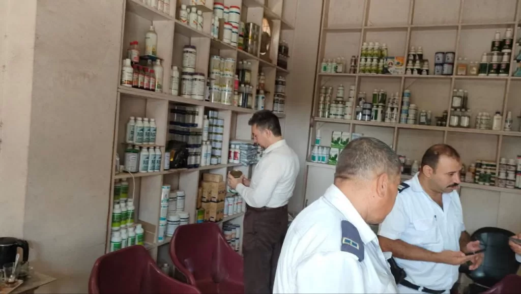 ضبط 3 آلاف جرعة تحصين للثروة الحيوانية مجهولة المصدر ومنتهية الصلاحية 3 - جريدة الجمهورية WhatsApp Image 2025 09 03 at 14.00.54 9669903a - جريدة الجمهورية