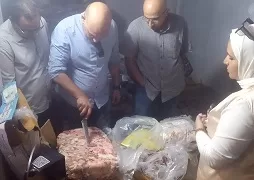 ضبط 8 أطنان من اللحوم والدواجن الفاسدة في حملة تموينية مكبرة بالمنوفية 2 - جريدة الجمهورية WhatsApp Image 2025 09 04 at 11.47.24 9b0c0f56 - جريدة الجمهورية