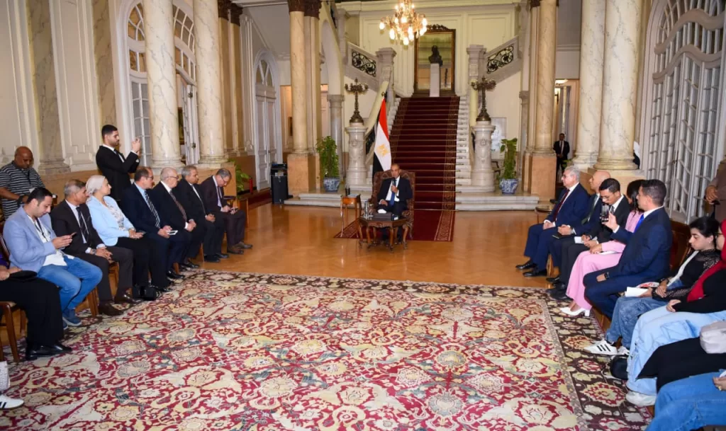 وزير الخارجية يلتقي أوائل الثانوية العامة بالتعاون مع جريدة الجمهورية 4 - جريدة الجمهورية WhatsApp Image 2025 09 06 at 8.21.21 PM 2 - جريدة الجمهورية