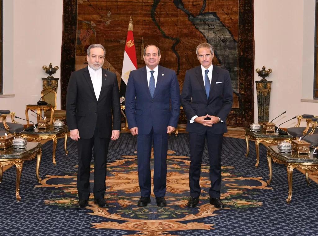 الرئيس السيسي يستقبل وزير خارجية إيران ومدير عام الوكالة الدولية للطاقة الذرية بقصر الاتحادية 2 - جريدة الجمهورية WhatsApp Image 2025 09 09 at 9.16.03 PM - جريدة الجمهورية