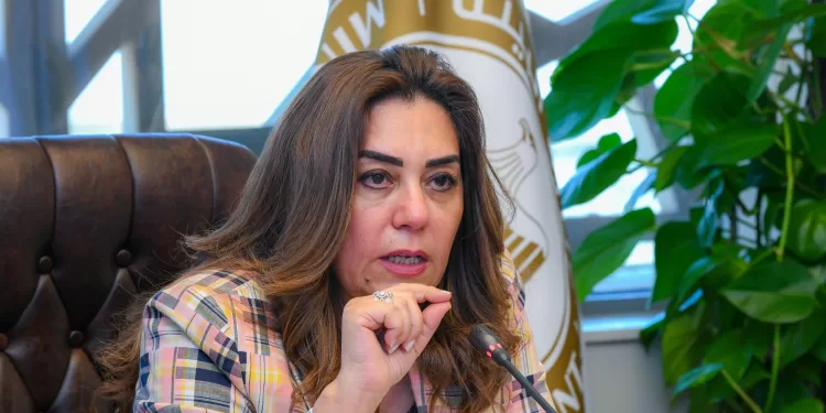 البيئة تترأس الاجتماع الأول للجنة الفنية لتحسين النظم الإيكولوجية للبحيرات