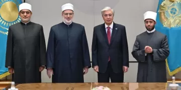 رئيس كازاخستان: شيخ الأزهر شخصية استثنائية والأزهر القلعة الإسلامية الأكبر في العالم