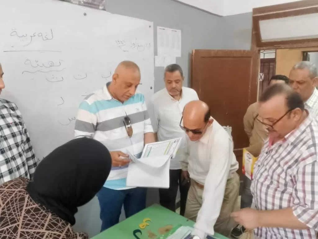 مسؤولو تعليم الجيزة يتفقدون مدارس الصف 6 - جريدة الجمهورية WhatsApp Image 2025 09 20 at 5.57.01 PM - جريدة الجمهورية
