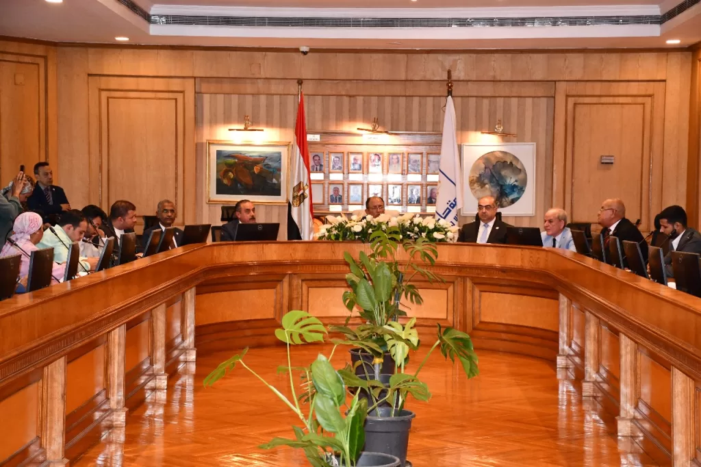 رئيس جامعة حلوان يكرّم الإعلاميين المتميزين في بداية العام الجامعي الجديد 4 - جريدة الجمهورية WhatsApp Image 2025 09 21 at 8.40.12 PM 2 - جريدة الجمهورية