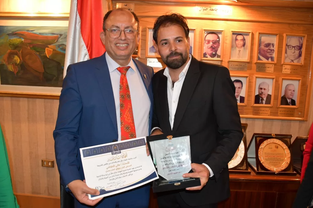 رئيس جامعة حلوان يكرّم الإعلاميين المتميزين في بداية العام الجامعي الجديد 11 - جريدة الجمهورية WhatsApp Image 2025 09 21 at 8.40.15 PM 1 - جريدة الجمهورية