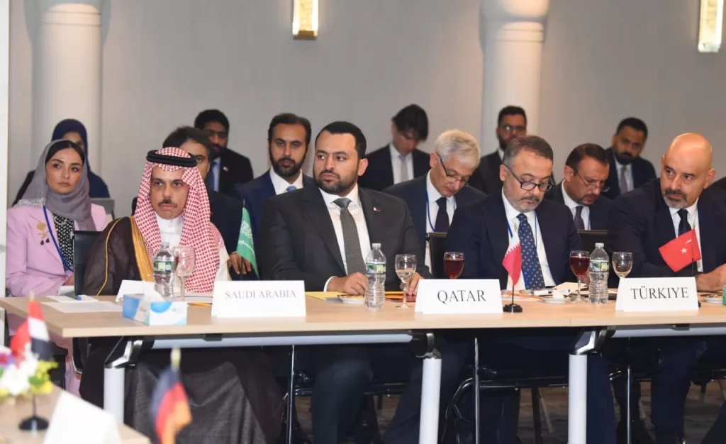 وزير الخارجية يستضيف اجتماعًا وزاريًا حول التعافي المبكر وإعادة الإعمار في غزة ببعثة مصر لدى الأمم المتحدة 9 - جريدة الجمهورية WhatsApp Image 2025 09 22 at 11.11.16 PM 1 - جريدة الجمهورية