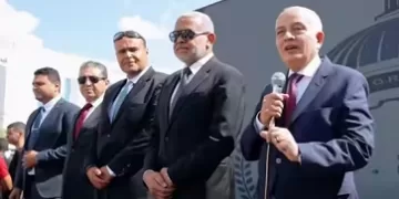 قيادات جامعة الريادة يشاركون الطلاب الاحتفال بالعام الدراسي الجديد