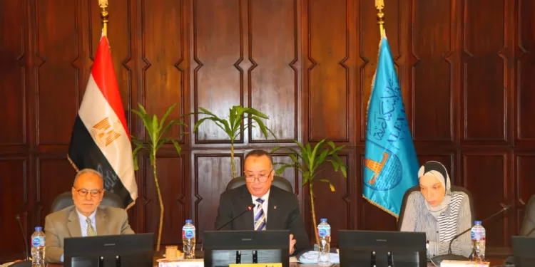 مسمى جديد لدرجات الماجستير والدكتوراه بالسمعيات في كلية طب الإسكندرية