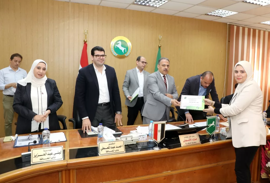 شهادات تقدير للفائزين في مسابقة التميز الإعلامي بالشرقية 9 - جريدة الجمهورية WhatsApp Image 2025 09 28 at 3.19.25 PM - جريدة الجمهورية