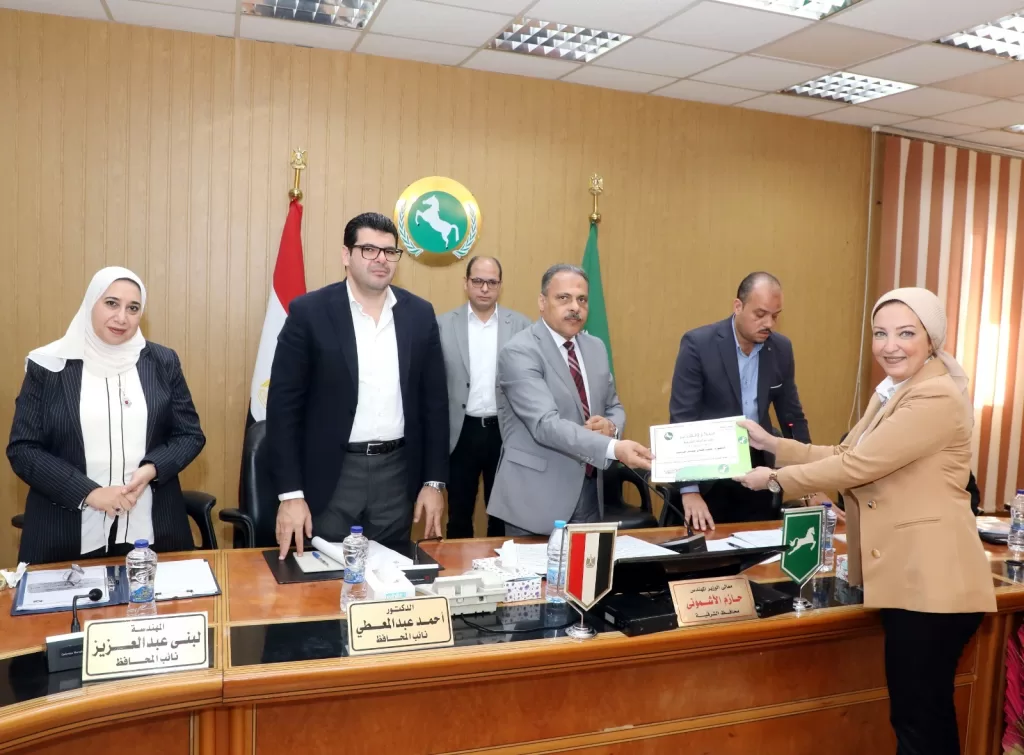 شهادات تقدير للفائزين في مسابقة التميز الإعلامي بالشرقية 8 - جريدة الجمهورية WhatsApp Image 2025 09 28 at 3.19.25 PM 2 - جريدة الجمهورية