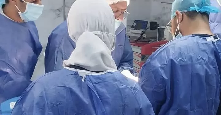 إنقاذ حياة مريض من «الإغلاق القسري».. جراحة دقيقة بمفصل الفك في مستشفى الشروق