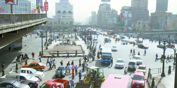 ميدان رمسيس يعود لشبابه مجمع المواقف يستوعب 1000 سيارة.. و130 كشكًا للباعة الجائلين