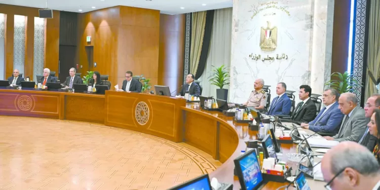 مدبولى خلال اجتماع مجلس الوزراء أمس: رؤية اقتصادية لما بعد اتفاق صندوق النقد 1 - جريدة الجمهورية مدبولى خلال اجتماع مجلس الوزراء أمس: رؤية اقتصادية لما بعد اتفاق صندوق النقد