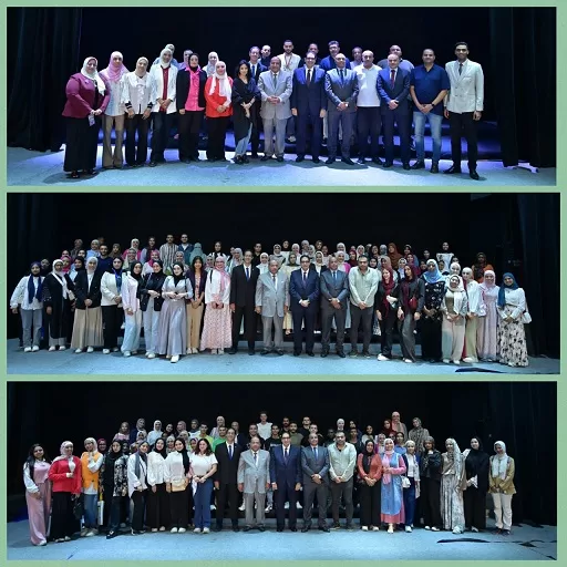 رئيس جامعة القاهرة يشهد إحتفالية تكريم الطلاب المتميزين فى الأنشطة الجامعية تقديراً لتفوقهم ومشاركتهم الفعالة 4 - جريدة الجمهورية 016 1 - جريدة الجمهورية