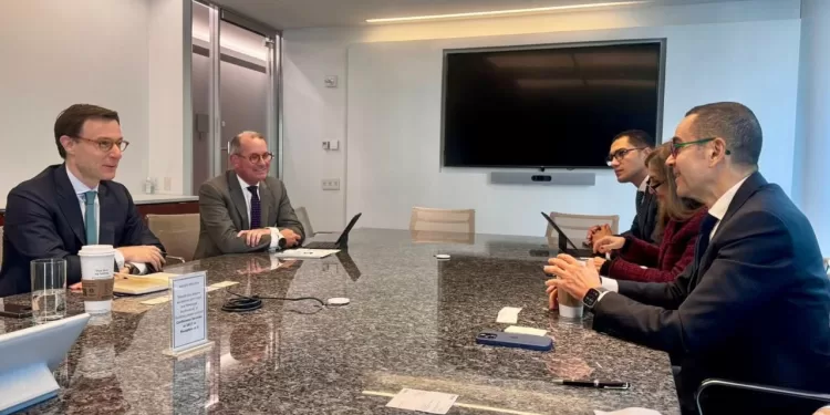 وزير الاستثمار والتجارة يبحث مع «Visa» العالمية التعاون في دعم التحول الرقمي ومنظومة المدفوعات الإلكترونية 1 - جريدة الجمهورية وزير الاستثمار والتجارة يبحث مع «Visa» العالمية التعاون في دعم التحول الرقمي ومنظومة المدفوعات الإلكترونية