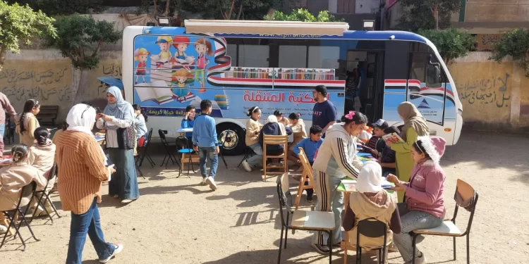 أنشطة ثقافية وفنية للمكتبة المتنقلة بمدرسة فاطمة النبوية الابتدائية بشنوان منوفية