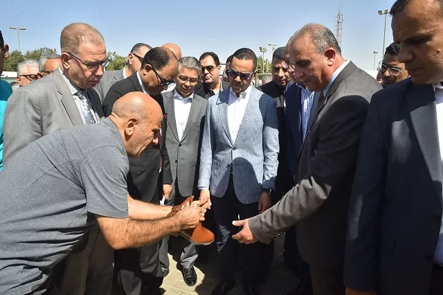 وزير الإستثمار يتفقد ميناء العين السخنة ويتابع سير العمل بمنظومة الفحص المشترك 4 - جريدة الجمهورية 102 - جريدة الجمهورية