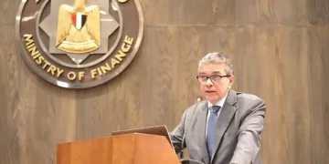 التجارة الإلكترونية تحت مظلة الإقتصاد الرسمي