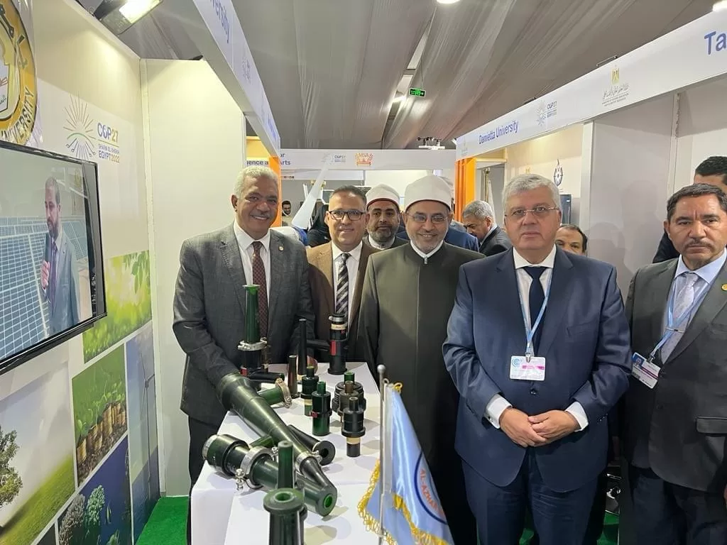عميد هندسة الأزهر: هدفنا تخريج طالب يبدع ويفكر ويبتكر.. ونمتلك مشروعات معالجة مياه الصرف الصناعي للمصانع كثيفة الاستهلاك 2 - جريدة الجمهورية 2 46 - جريدة الجمهورية