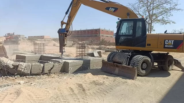 إزالة 52 حالة تعدي علي أملاك الدولة والأراضي الزراعية بالشرقية 2 - جريدة الجمهورية 3 36 - جريدة الجمهورية