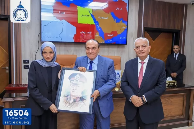 جامعة الريادة تستضيف اللواء سمير فرج فى إحتفالات نصر أكتوبر 4 - جريدة الجمهورية 3 54 - جريدة الجمهورية