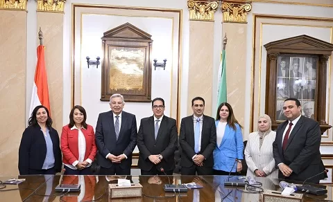 4 27 - جريدة الجمهورية