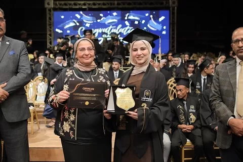 شركة جامعة حلوان تحتفي بخريجي «كلية الحقوق» في حفل تخرج مميز 2 - جريدة الجمهورية 4 52 - جريدة الجمهورية