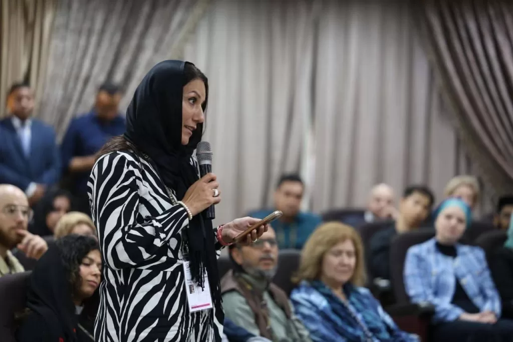 منسقة برنامج GETI 2025 تقدّم درع المعهد اللاهوتي المسكوني العالمي إلى فضيلة الإمام الأكبر 4 - جريدة الجمهورية 6 32 - جريدة الجمهورية