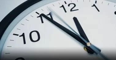 «رجّع ساعتك ساعة».. تطبيق التوقيت الشتوي الجمعة القادمة 1 - جريدة الجمهورية «رجّع ساعتك ساعة».. تطبيق التوقيت الشتوي الجمعة القادمة