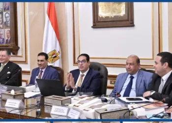 جامعة القاهرة تختتم فعالياتها بندوة حول دور الشعر في التجارب الوطنية والقومية وحرب أكتوبر للشاعر جمال بخيت 30 - جريدة الجمهورية جامعة القاهرة تختتم فعالياتها بندوة حول دور الشعر في التجارب الوطنية والقومية وحرب أكتوبر للشاعر جمال بخيت