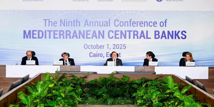 «الخطيب» يبحث مع سفير إندونيسيا تعزيز التعاون الاقتصادي والاستثماري بين البلدين