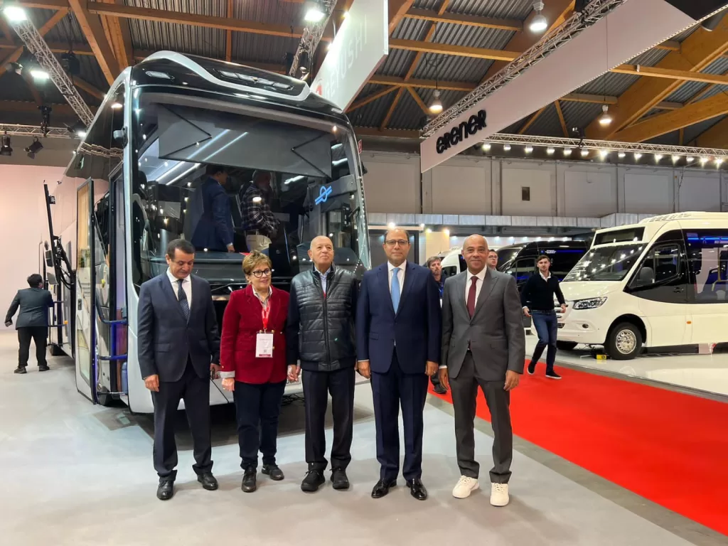 السفير أحمد أبو زيد يتفقد أجنحة الشركات المصرية المُشاركة في معرض "Busworld 2025" للحافلات في بروكسل 4 - جريدة الجمهورية IMG 20251005 WA0048 - جريدة الجمهورية