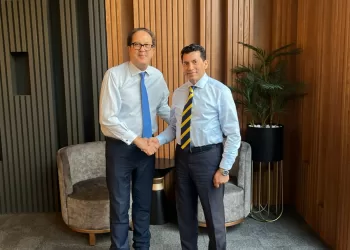 «صبحي» يبحث مع رئيس «الأنوكا» استعدادات مصر للألعاب الأفريقية 2 - جريدة الجمهورية «الخطيب» يبحث مع وفد شركة «LDV» تعزيز الشراكات الاستثمارية في مجالات التعليم والتنمية المستدامة