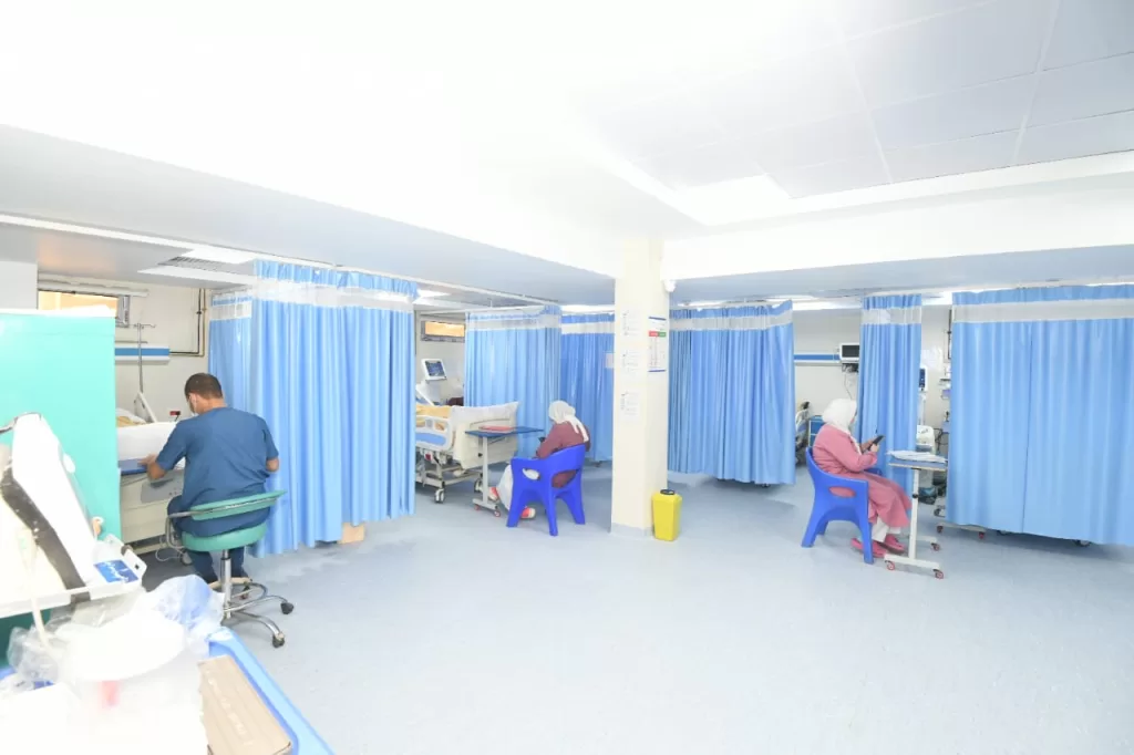 محافظ الدقهلية ونائب وزير الصحة يفتتحان العناية المركزة بمستشفى صدر المنصورة 4 - جريدة الجمهورية IMG 20251005 WA0063 - جريدة الجمهورية