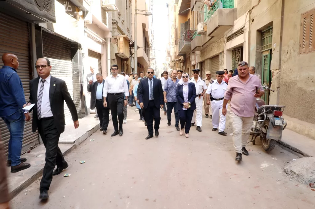 بعد جولة مفاجئة بالزقازيق.. محافظ الشرقية يُشدد: إخلاء المحلات وبدء أعمال إزالة العقارات المتهالكة 6 - جريدة الجمهورية IMG 20251006 WA0227 - جريدة الجمهورية