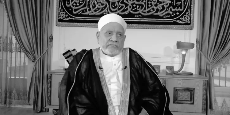 «الخشت»: أحمد عمر هاشم  من العلماء الذين أفنوا حياتهم في خدمة السنة النبوية