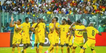 وزير الرياضة يهنىء اتحاد رفع الأثقال