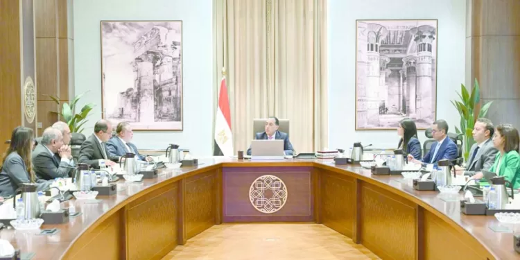 تلبية احتياجات المواطنين من المواد البترولية 1 - جريدة الجمهورية وزير الرياضة يهنىء اتحاد رفع الأثقال