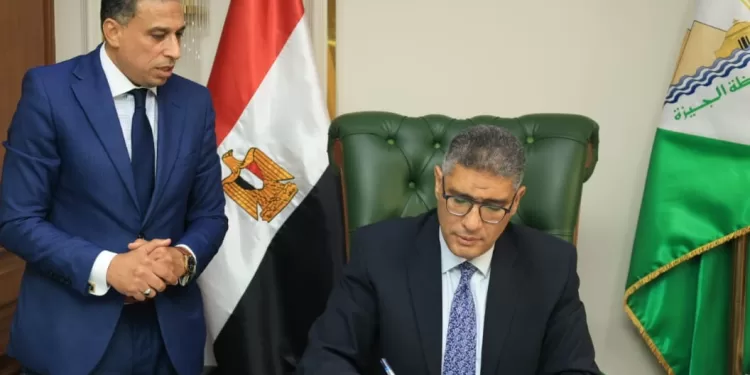 «ضخ دماء جديدة».. محافظ الجيزة يعتمد حركة مديري ووكلاء الإدارات التعليمية