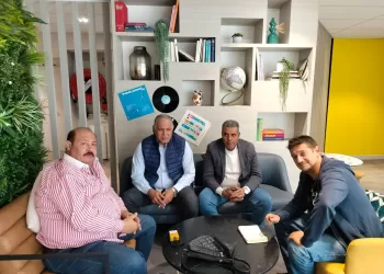 «ضخ دماء جديدة».. محافظ الجيزة يعتمد حركة مديري ووكلاء الإدارات التعليمية