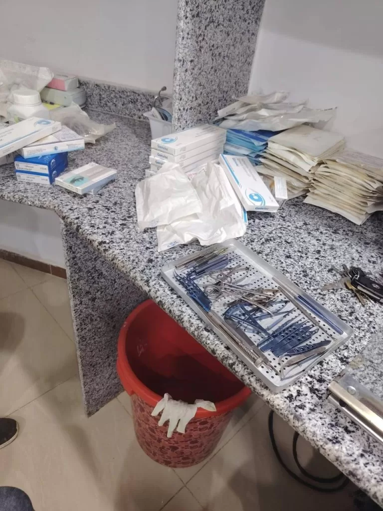 سوهاج: ضبط عدسات ومستلزمات رمد منتهية الصلاحية والتحقيق في مخالفات مكافحة العدوى 3 - جريدة الجمهورية IMG 20251012 WA0013 1 - جريدة الجمهورية