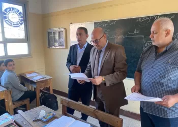 في اجتماع موسع..«حمودة»يبحث آليات الارتقاء بالأداء داخل المنشآت الصحية بالدقهليه