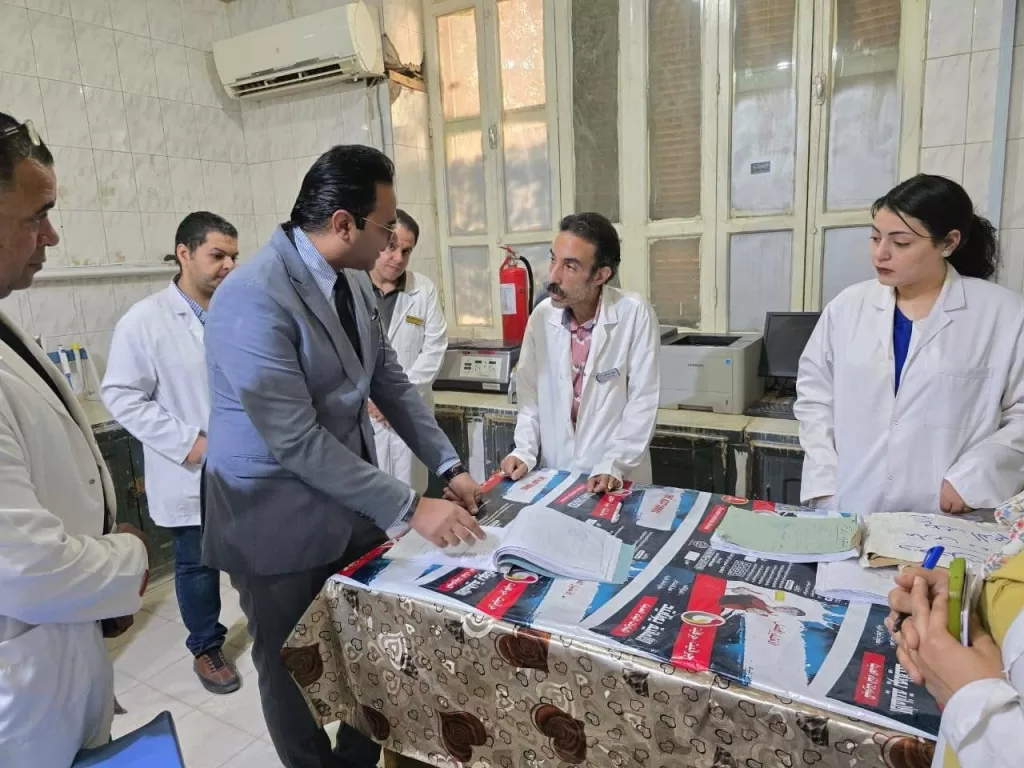 وكيل صحة سوهاج يفاجئ «جرجا العام»: قرارات فورية لإنهاء تكدس صيدلية العلاج على نفقة الدولة 6 - جريدة الجمهورية IMG 20251013 WA0084 - جريدة الجمهورية