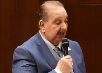 نبيل دعبس: التعليم مفتاح بناء الإنسان.. وعضويتي في الشيوخ تكليف لخدمة الوطن