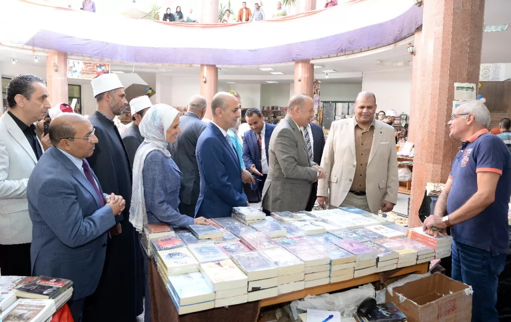 رئيس جامعة المنصورة يفتتح المعرض الرابع عشر للكتاب 2 - جريدة الجمهورية IMG 20251019 WA0111 - جريدة الجمهورية