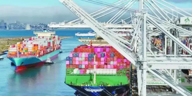 الزمالك يطلب 2.5 مليون دولار لرحيل حسام عبد المجيد